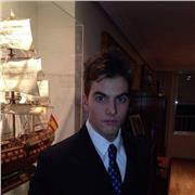 Hola, me llamo Alberto, doy clases particulares de Inglés a niños/as y adolescentes a 15 €/ hora. 
He estado un año y medio en Inglaterra estudiando y trabajando